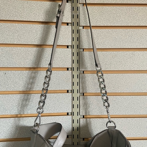 Michael Kors Devon Large Leather Hobo Handy‎ Shoulder Bag Tote Gray  Medium Size - Picture 4 of 10